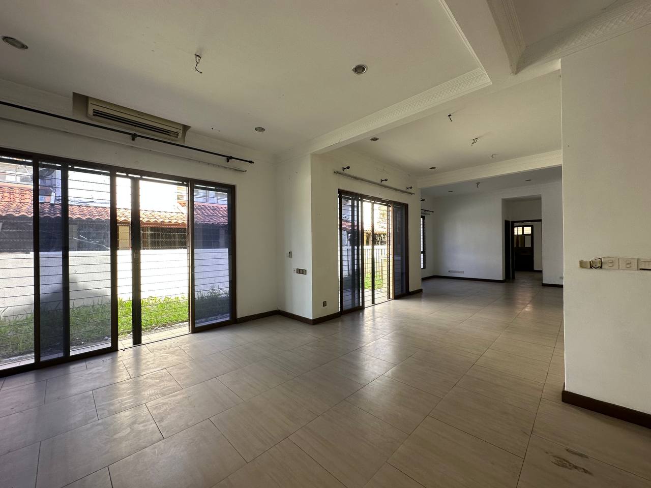 Double Storey Terrace Lagenda Bukit Jelutong - photo 6