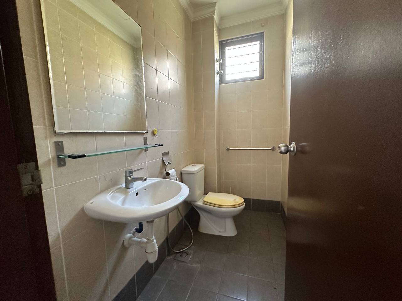 Double Storey Terrace Lagenda Bukit Jelutong - photo 7