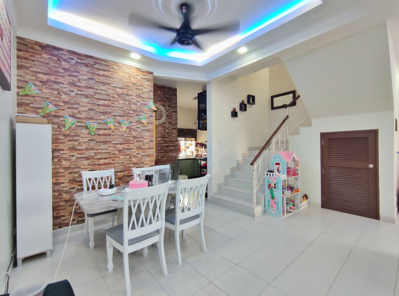 Double Storey Terrace Bandar Puncak Alam - photo 8