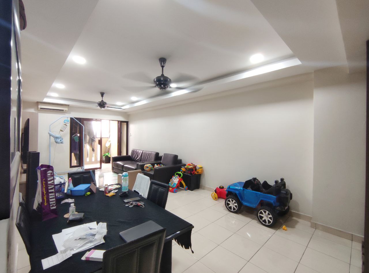 Koi Legian Condominium Taman Kinrara - photo 2