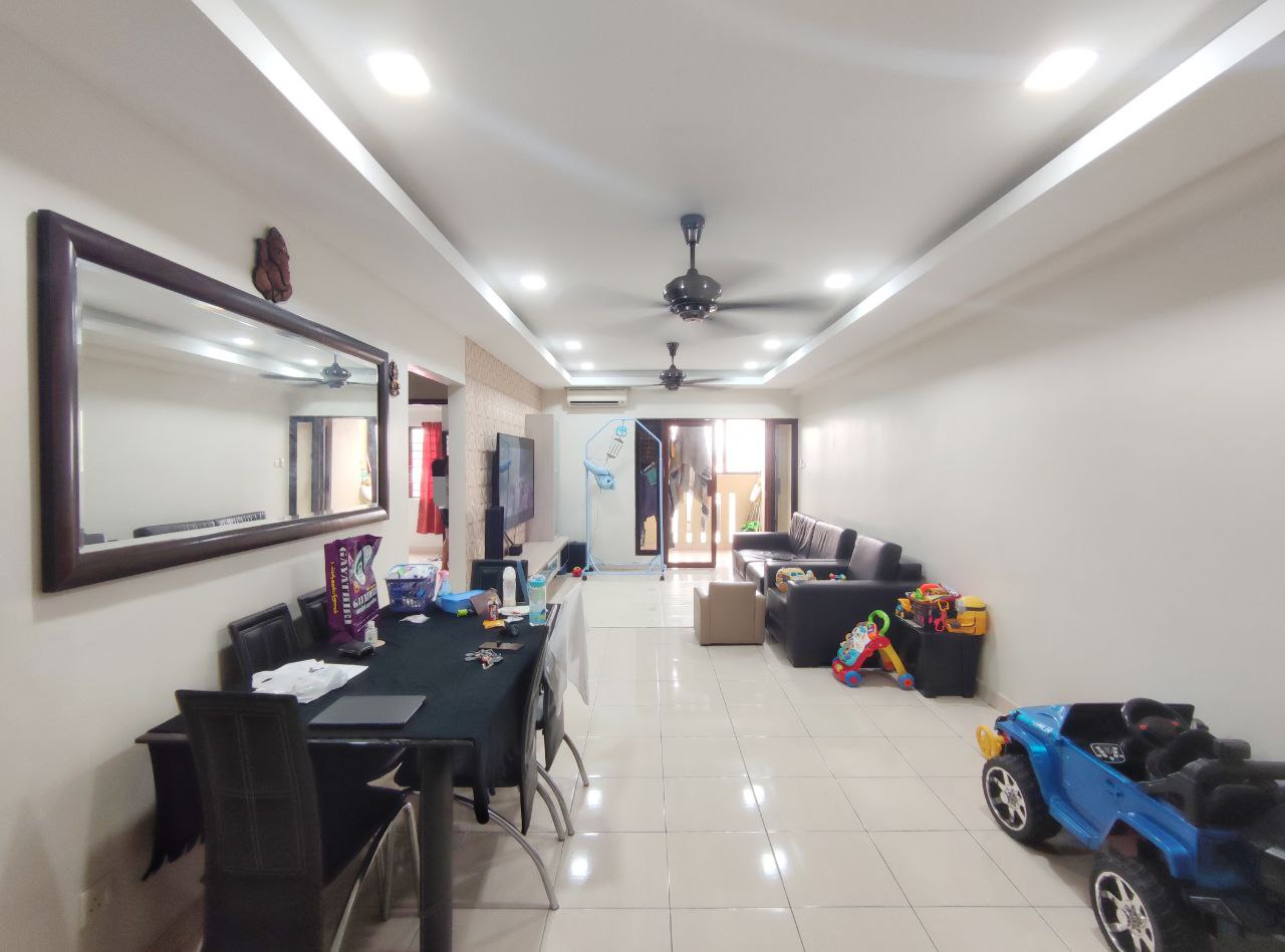 Koi Legian Condominium Taman Kinrara - photo 4