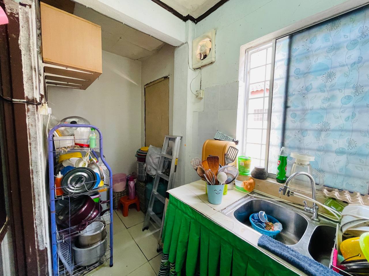 Double Storey Terrace Laguna Park Pulau Indah - photo 6