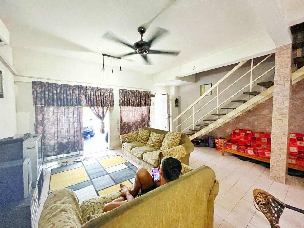 Double Storey Terrace Taman Balakong Jaya - photo 2