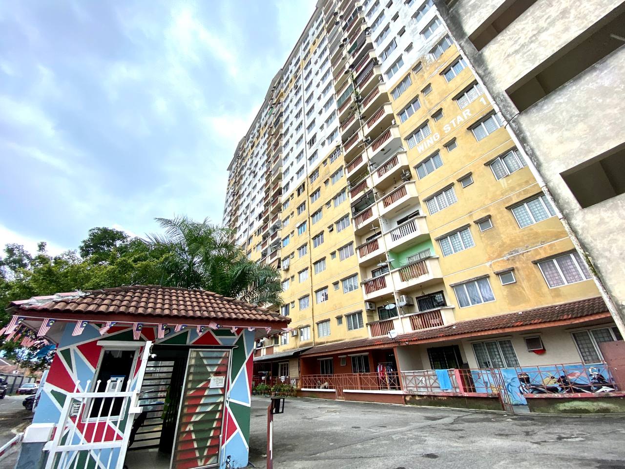 Laksamana Puri Condominium Batu Caves - photo 2
