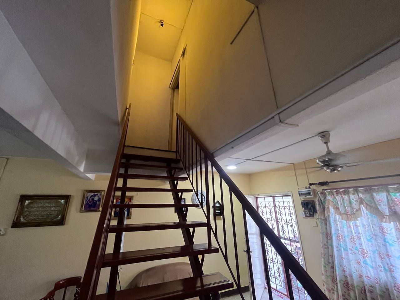 Double Storey Terrace Jalan J Taman Melawati - photo 2