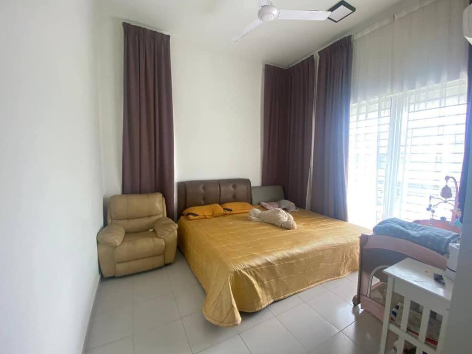 Double Storey Semi D Bayu Suria Bandar Puncak Alam - photo 3