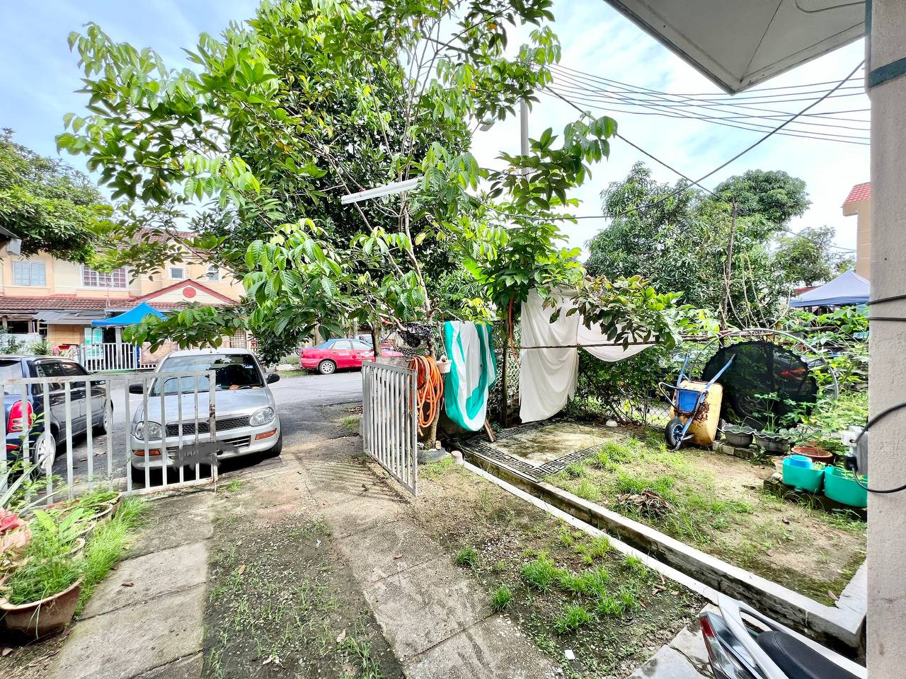 End Lot Double Storey Terrace Puncak Alam - photo 5