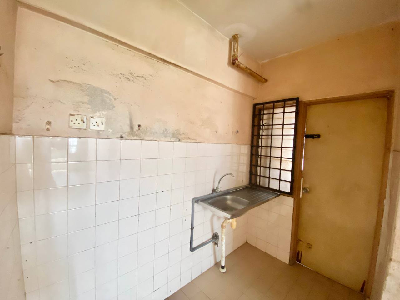 Apartment Taman Bukit Angkasa Pantai Dalam - photo 6
