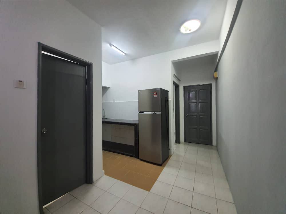Partially Furnished Apartment Penaga Mas For Rent - photo 10