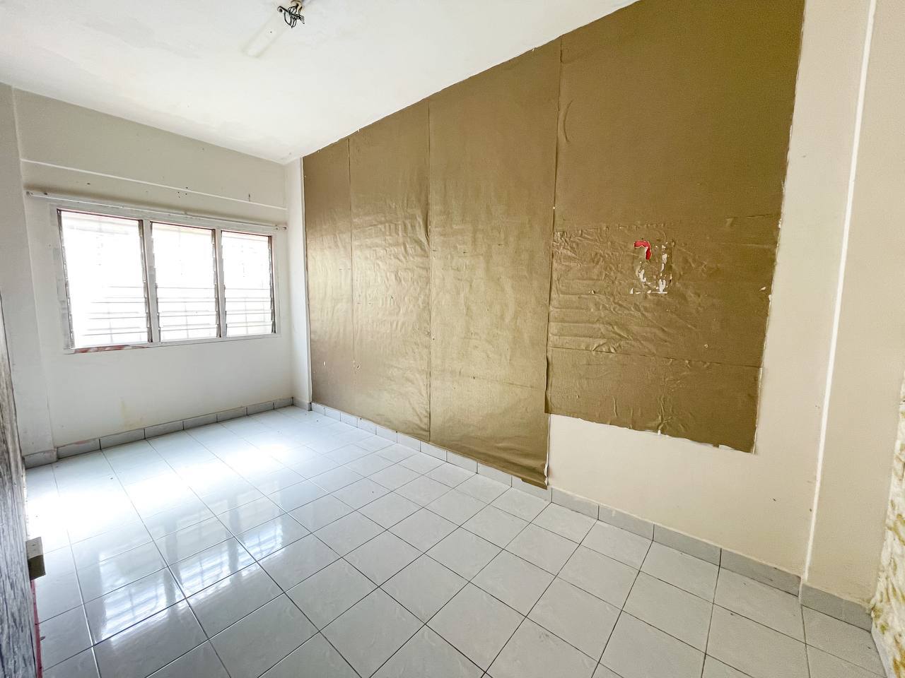 Putra Villa Townhouse Bandar Seri Putra Bangi - photo 13