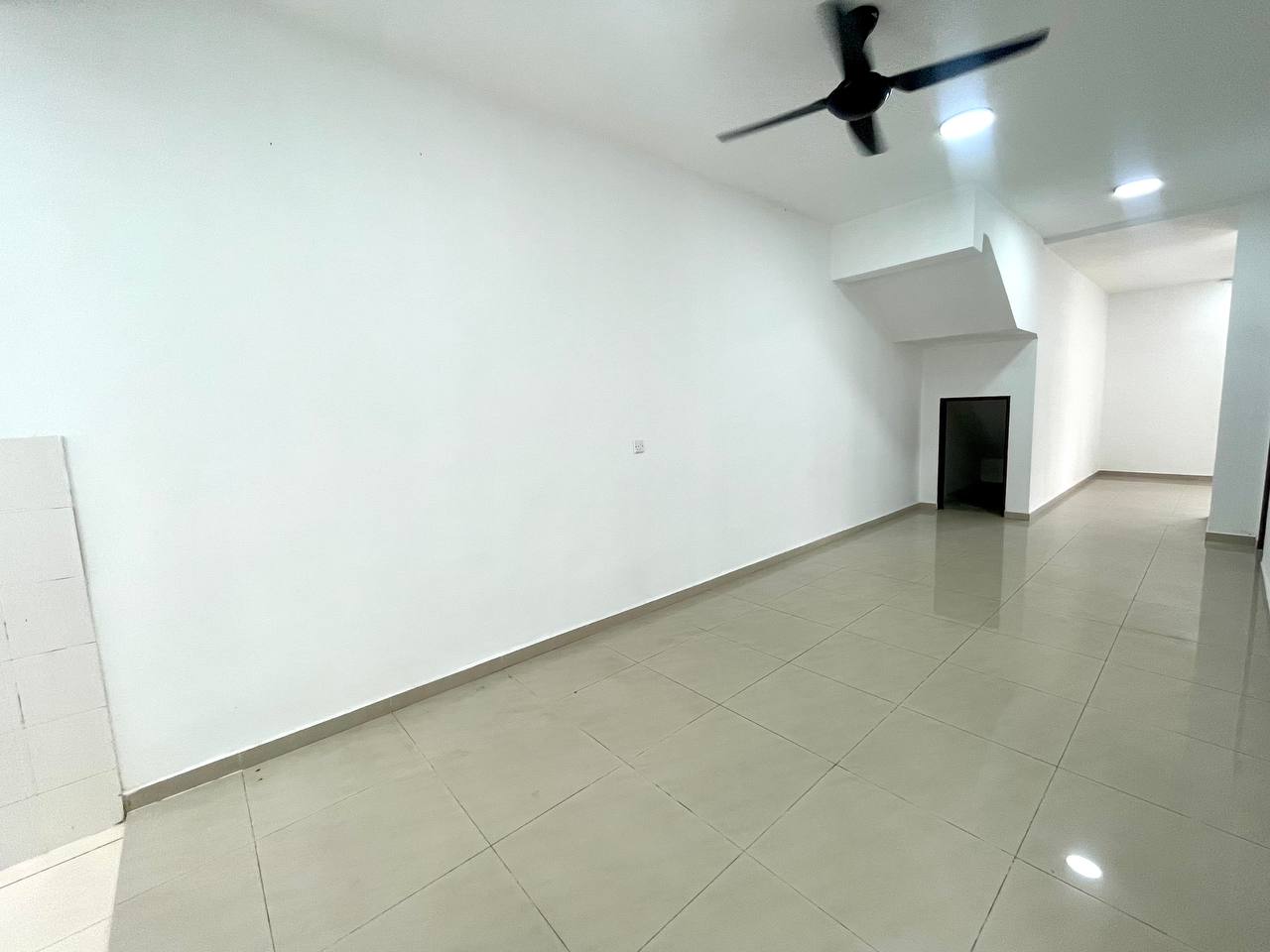 Ground Floor Townhouse Bayu Parkville - photo 7