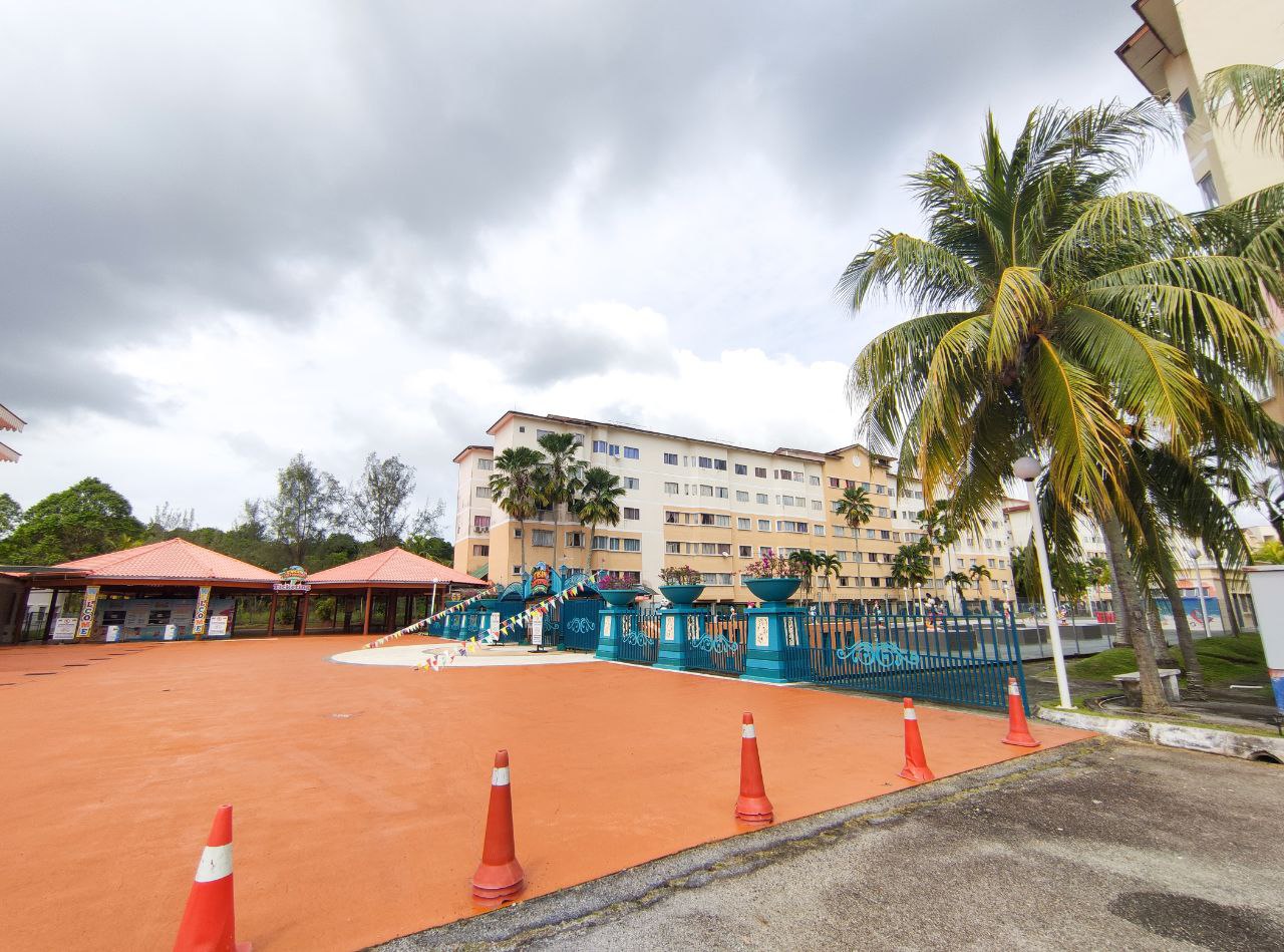Level 1 Tiara Beach Resort Apartment - photo 10