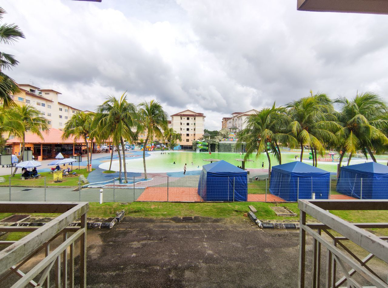 Level 1 Tiara Beach Resort Apartment - photo 12