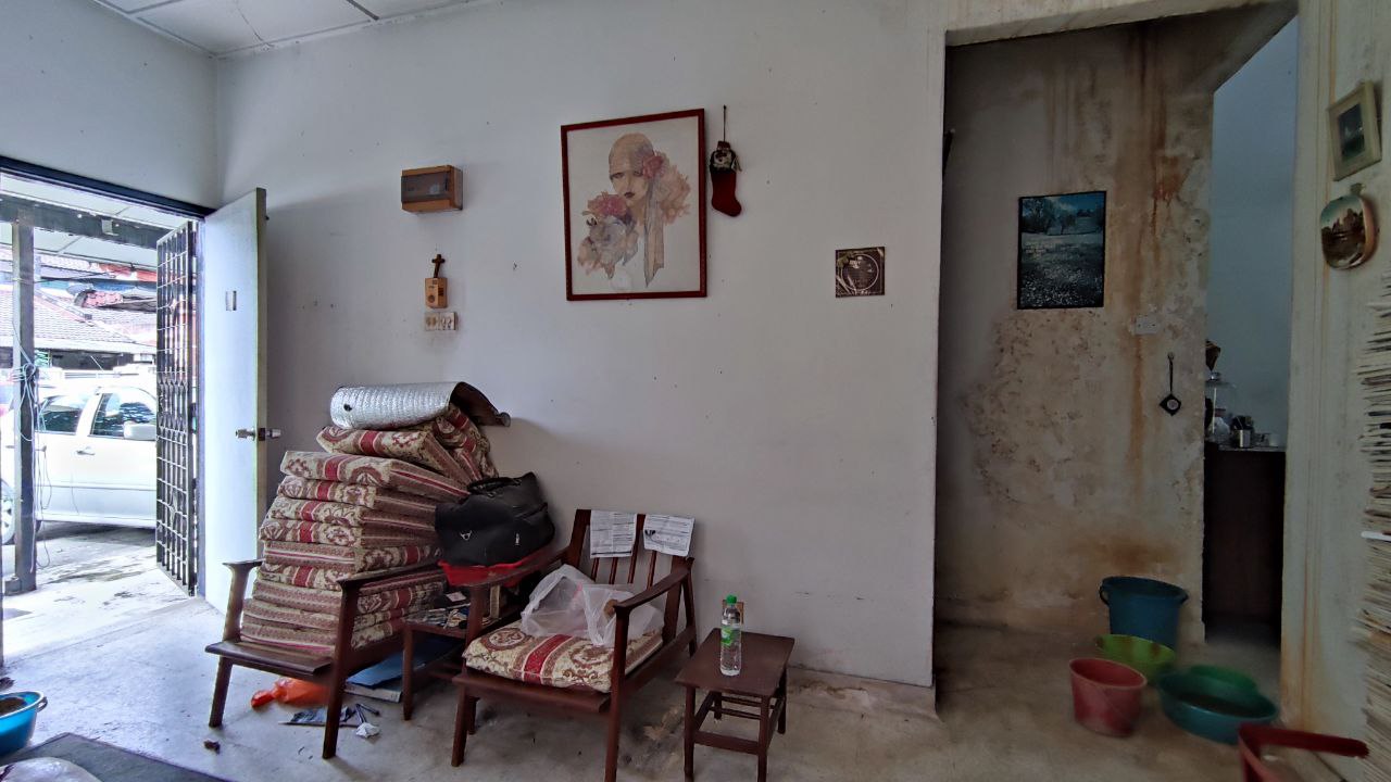 End Lot Single Storey Terrace Sungai Buloh - photo 4