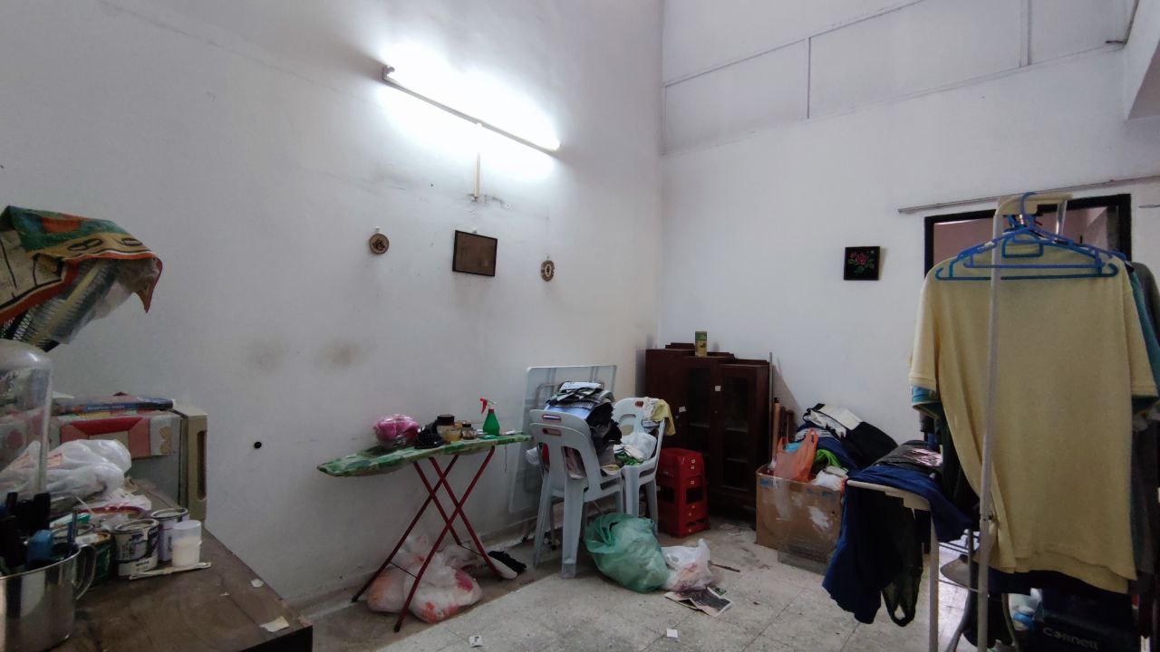 End Lot Single Storey Terrace Sungai Buloh - photo 6