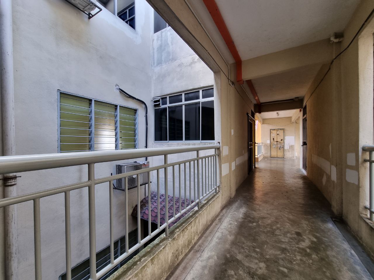 Pangsapuri Merak U5 Shah Alam - photo 2