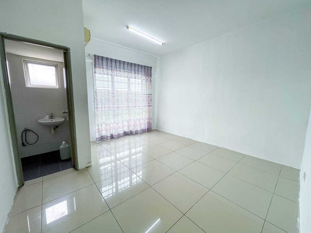 Corner Unit Silk Residence Condominium - photo 3