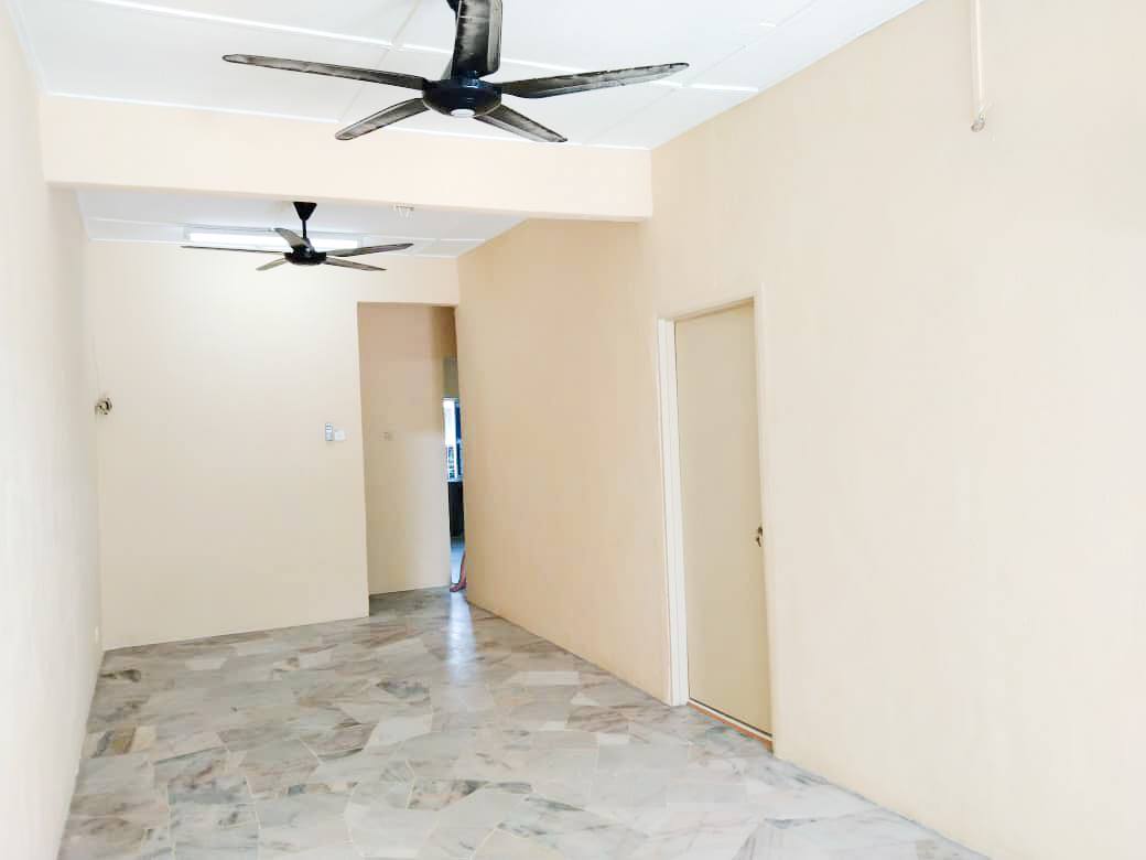 Single Storey Terrace Seksyen 1 Bandar Rinching - photo 3