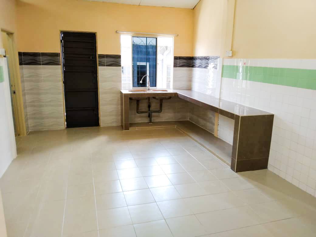 Single Storey Terrace Seksyen 1 Bandar Rinching - photo 8