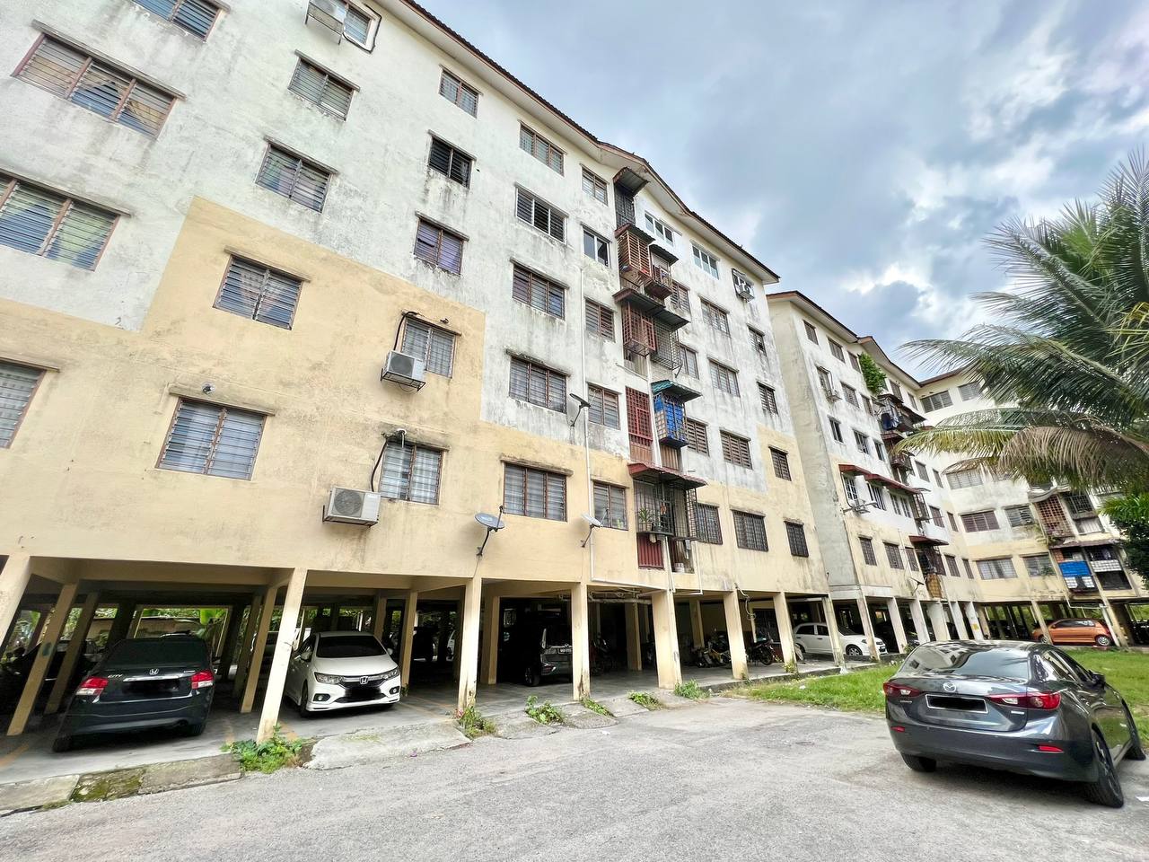 Flat Taman Cheras Prima Kajang - photo 2