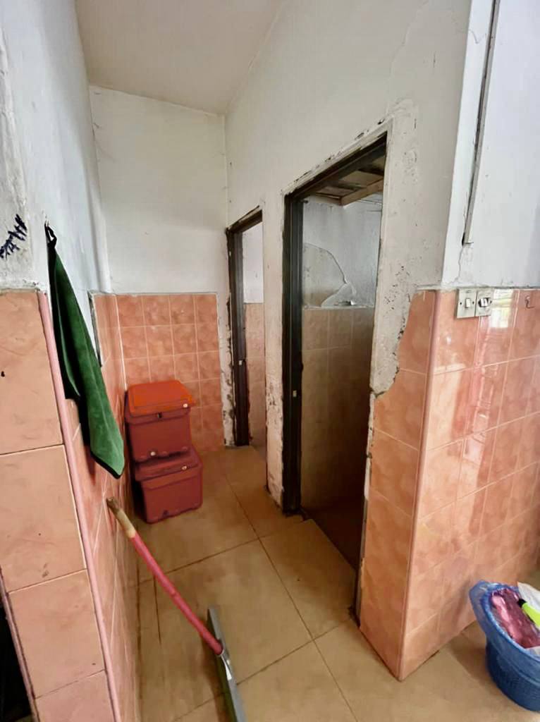 Double Storey Terrace Taman Selat Selatan - photo 4