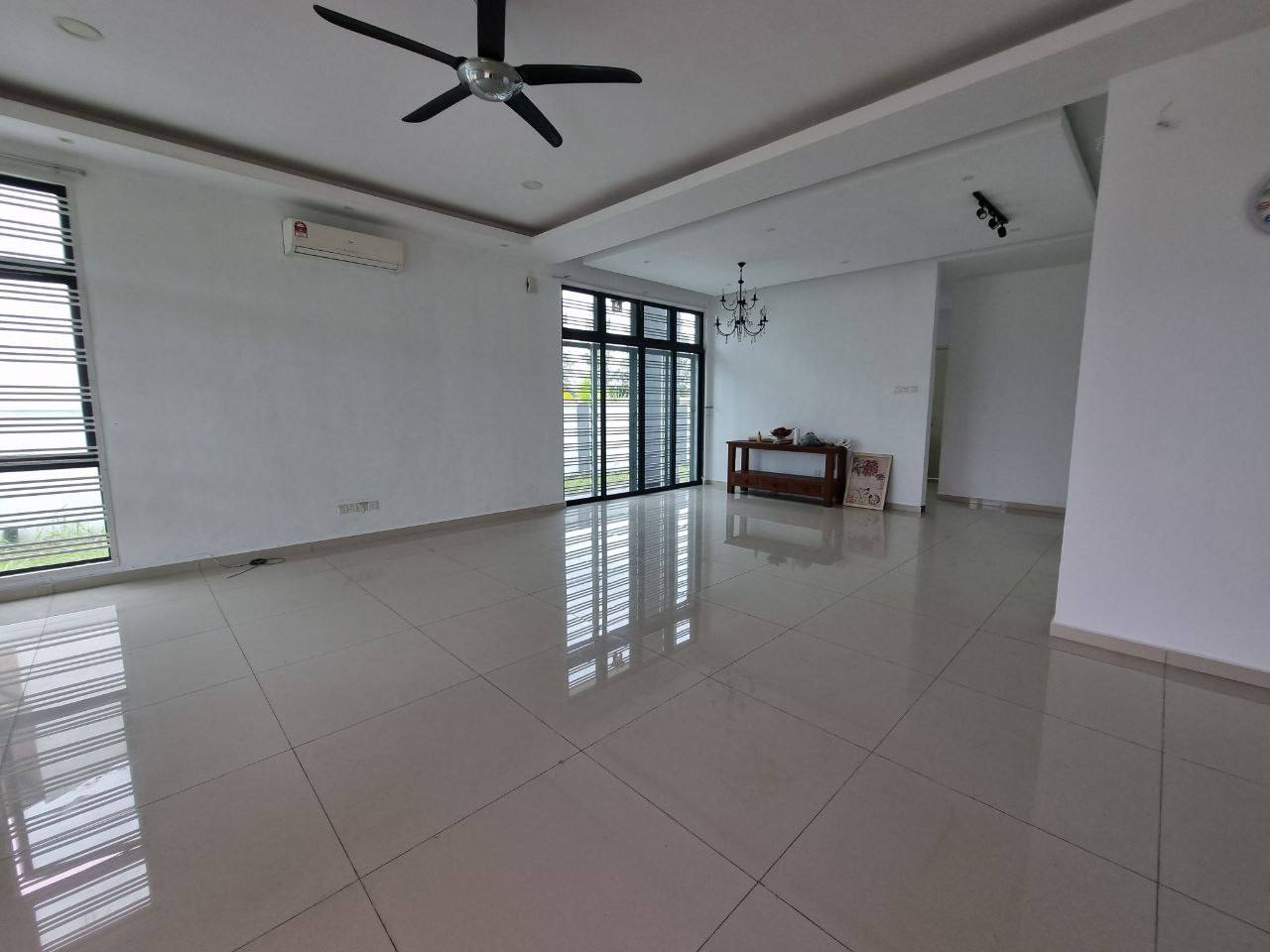 Double Storey Semi D Vista Kirana Ayer Keroh - photo 13