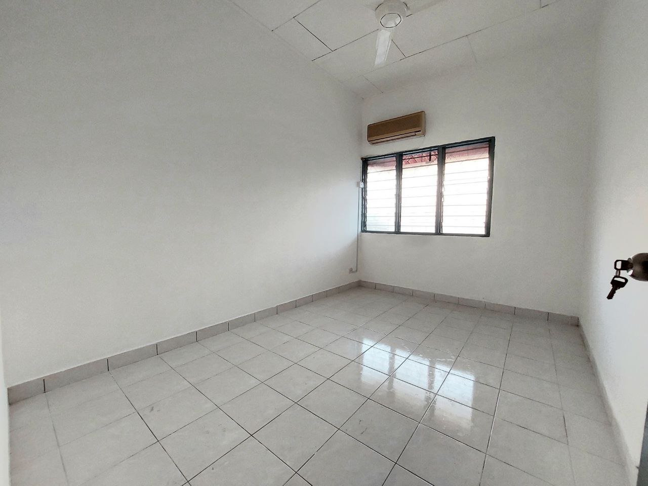 Double Storey Terrace Taman Sejahtera - photo 11