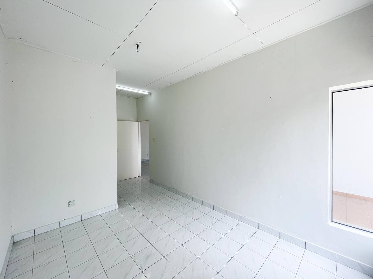 Single Storey Terrace Taman Bentara - photo 4