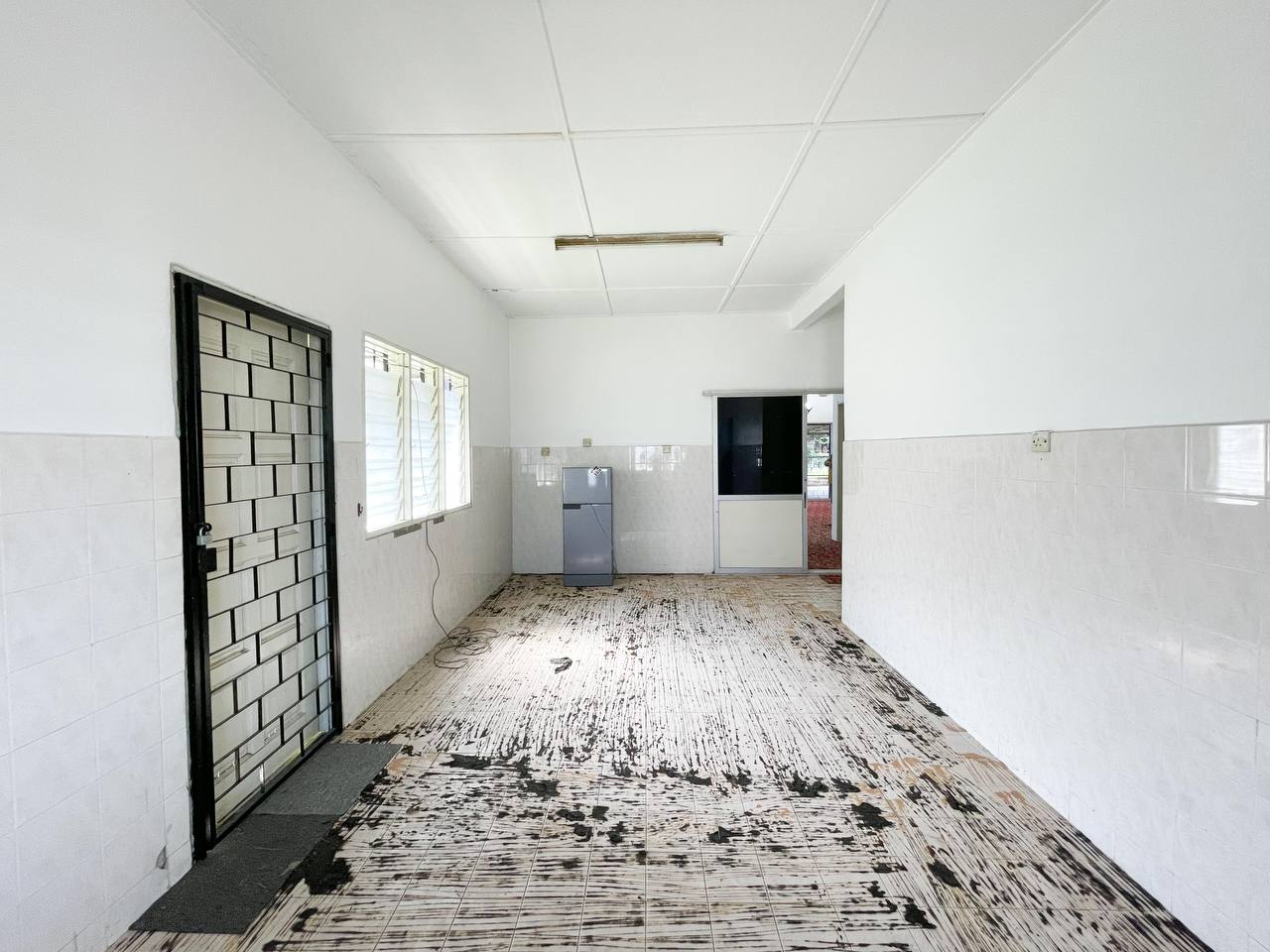 Bungalow Kampung Melayu Subang - photo 5
