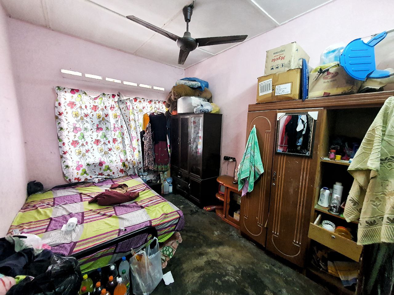 Single Storey Terrace Bandar Rinching Seksyen 1 - photo 7