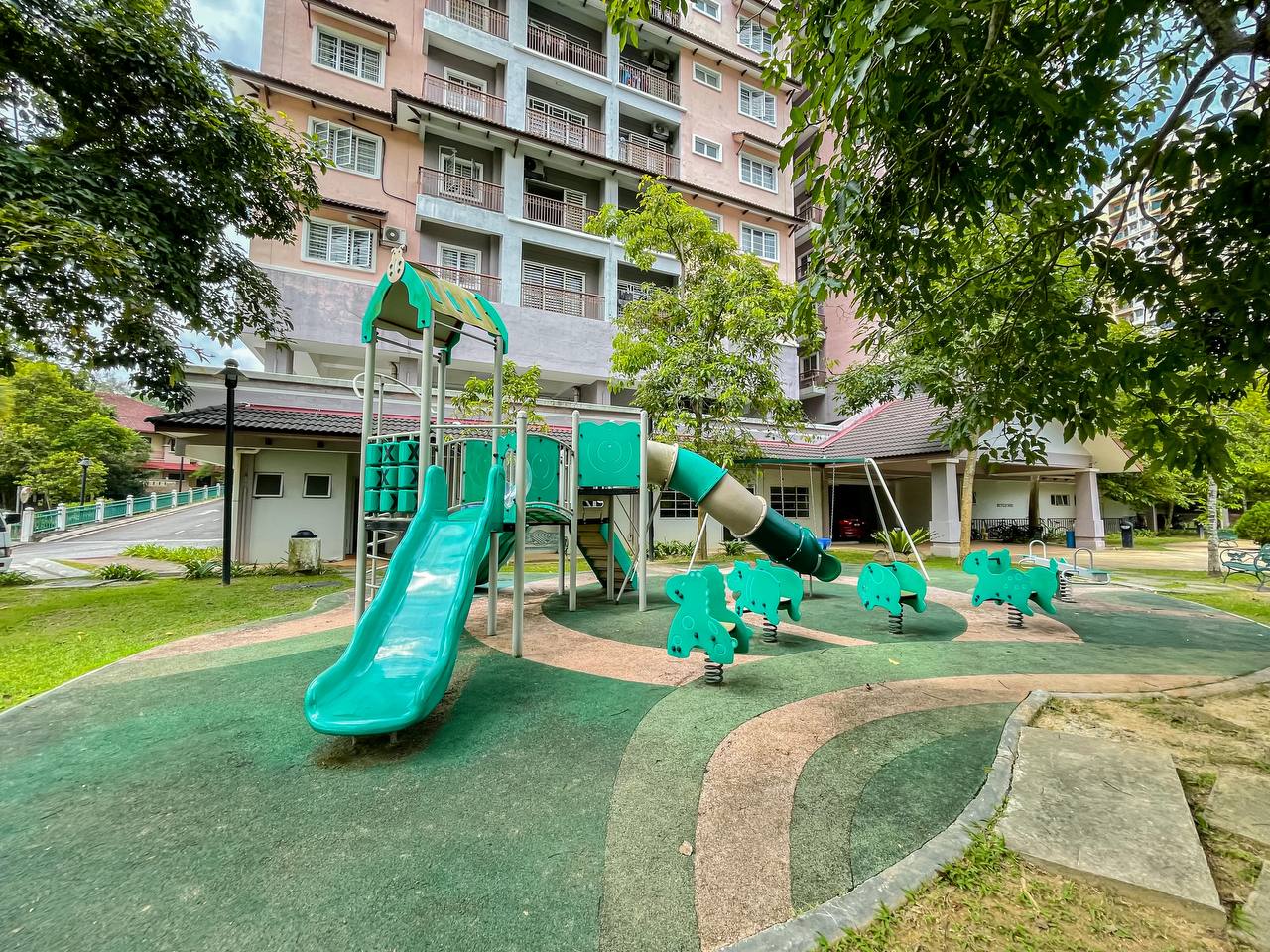 Saujana Aster Condominium Presint 11 - photo 2