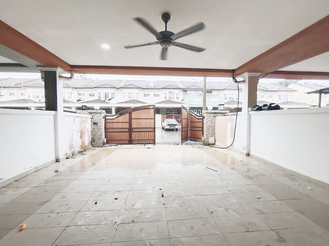 Double Storey Terrace Taman Emas Dengkil - photo 3