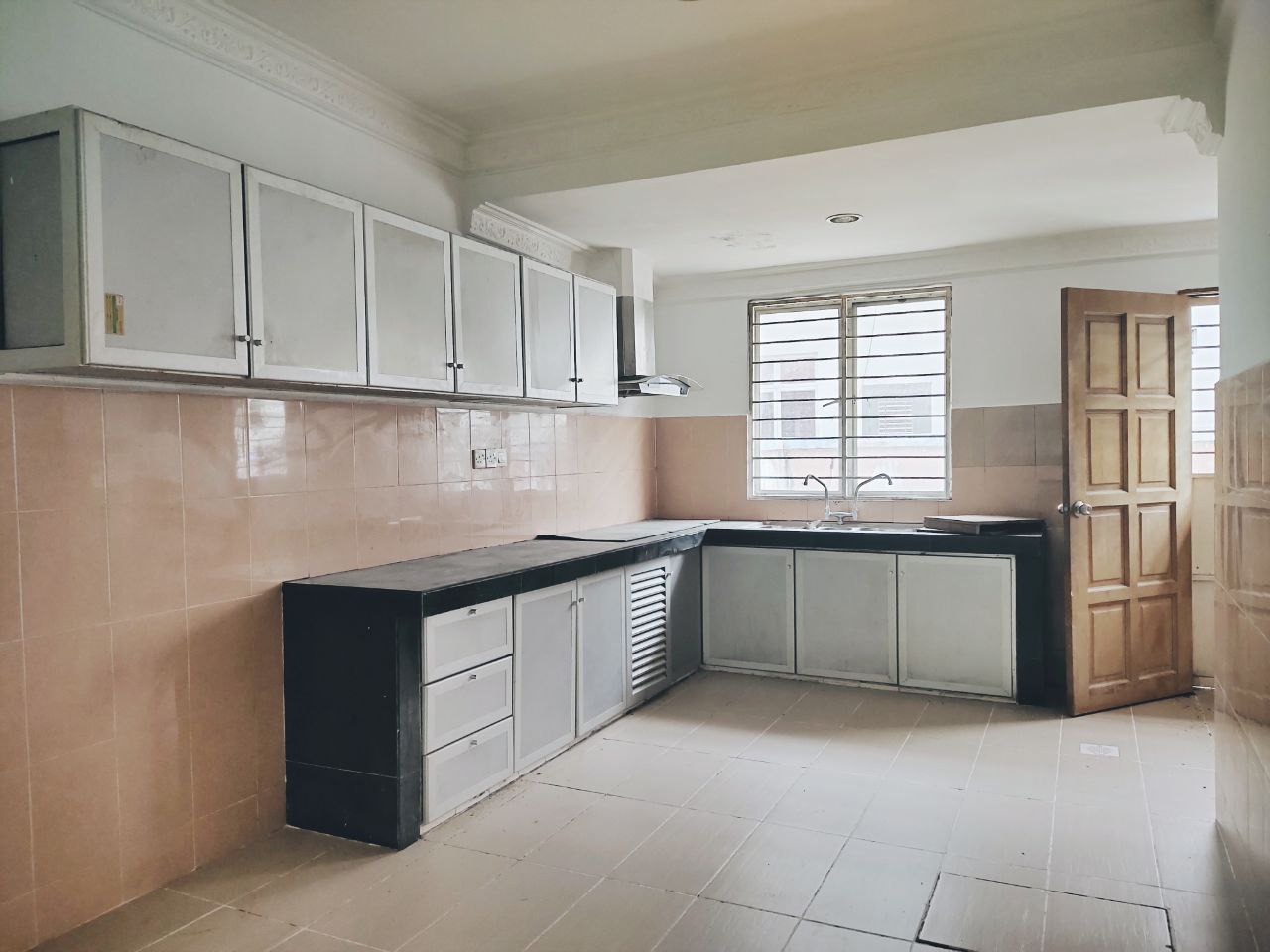 Double Storey Terrace Taman Emas Dengkil - photo 7