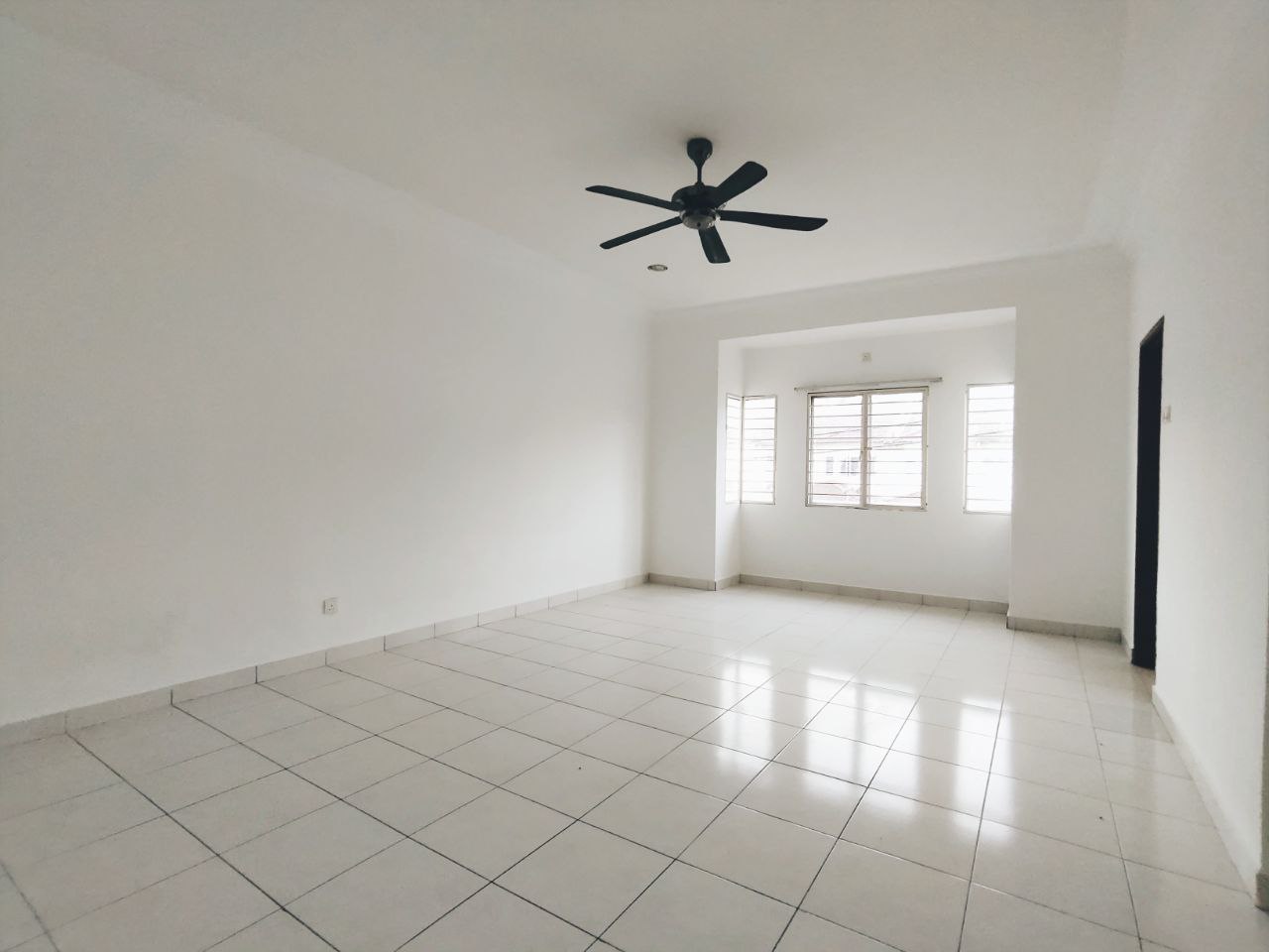 Double Storey Terrace Taman Emas Dengkil - photo 9