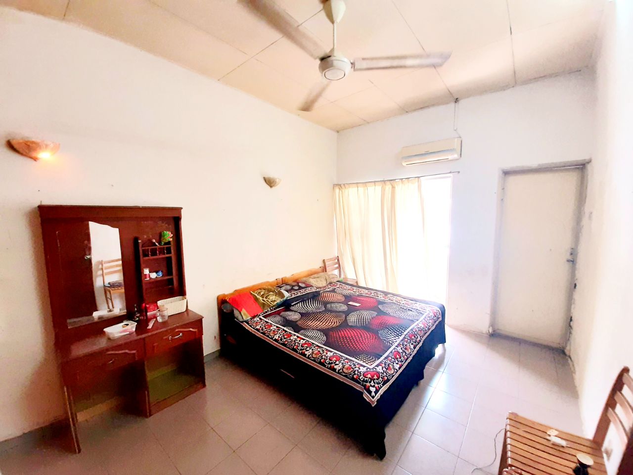 Fawina Court Condominium Ampang - photo 2