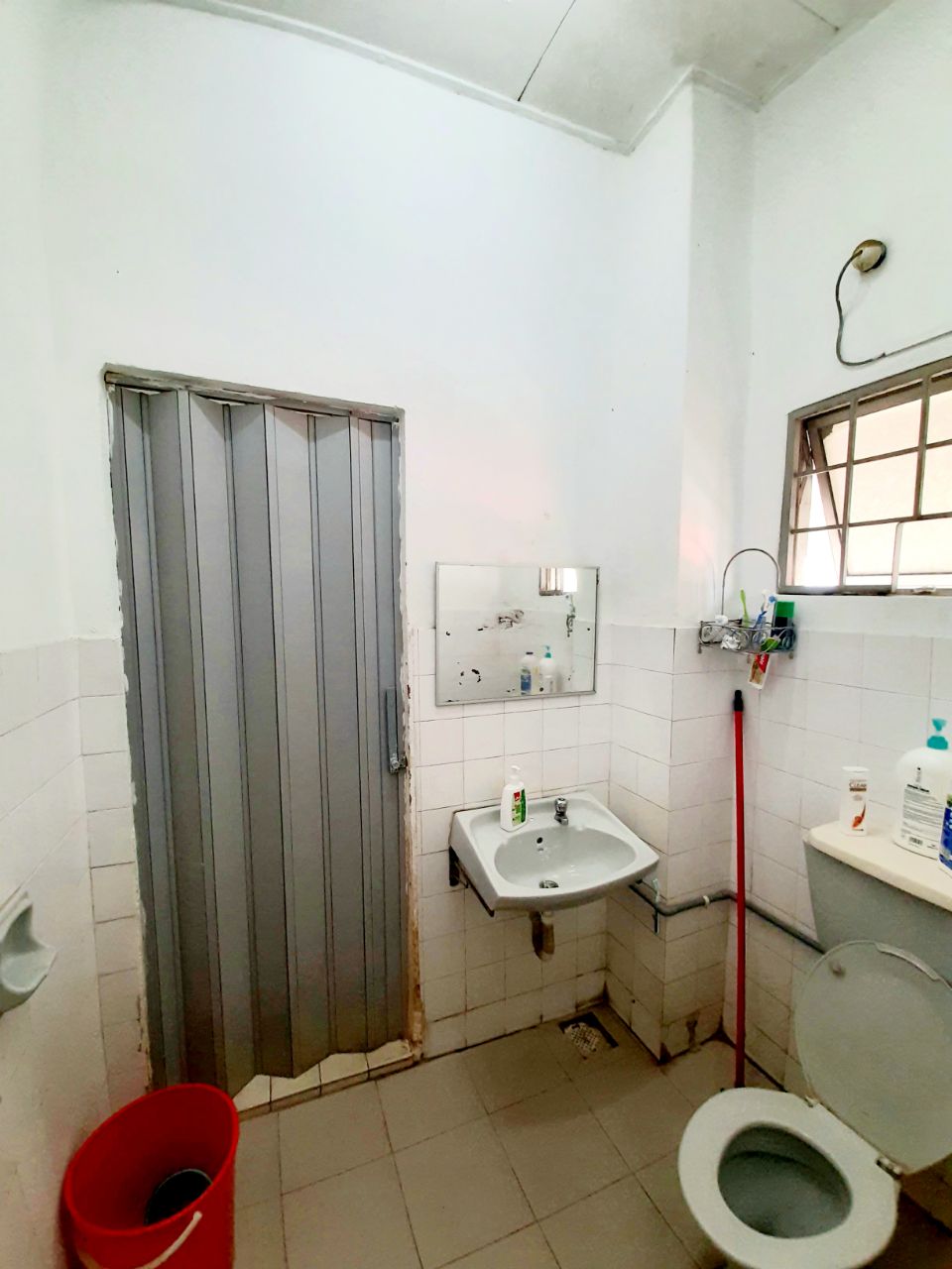 Fawina Court Condominium Ampang - photo 13