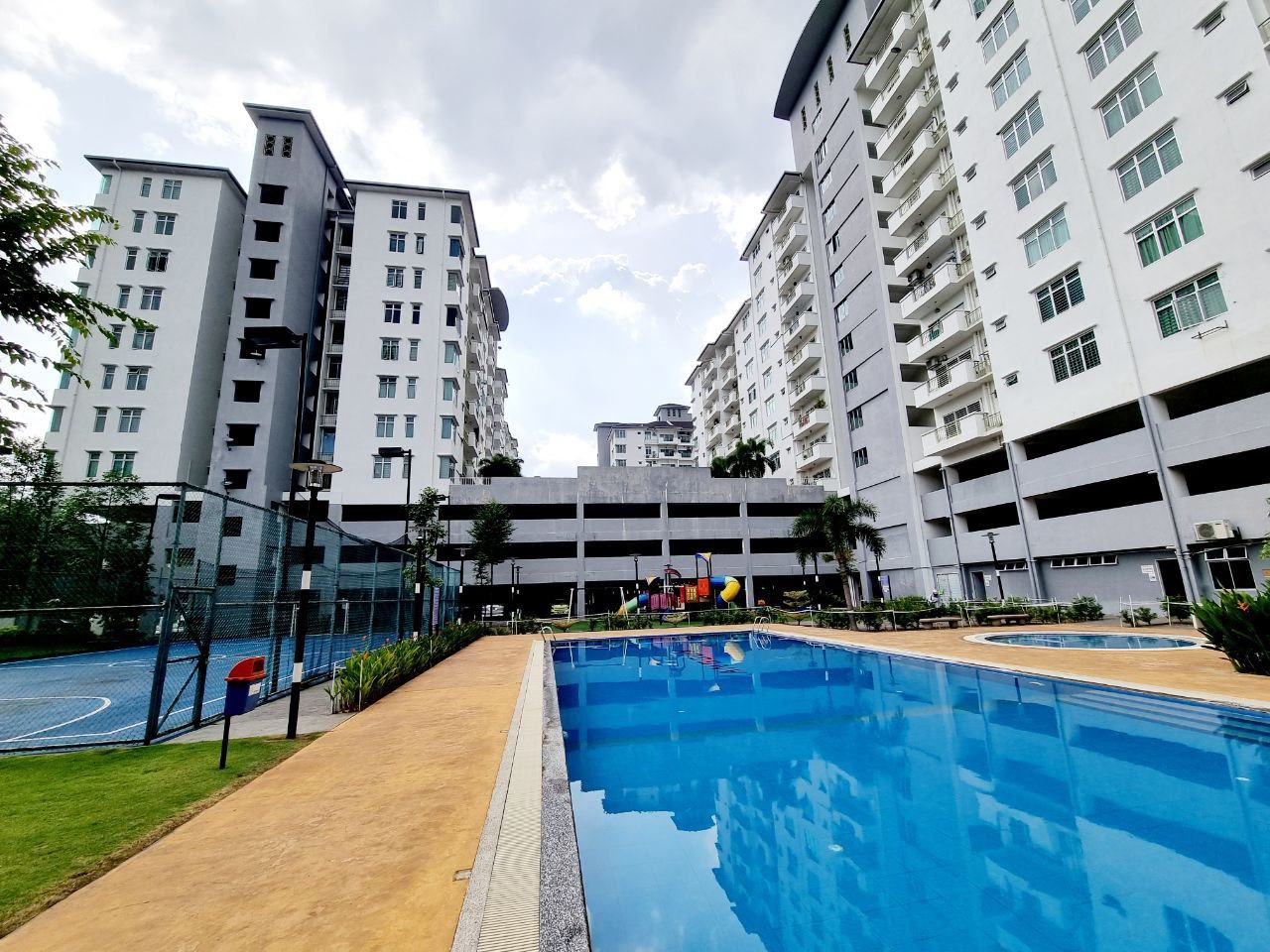 Pangsapuri Anggun Seksyen 4 - photo 2