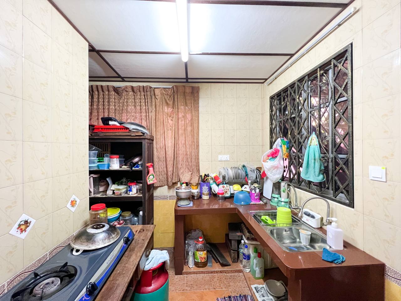Corner Unit Semi D Bandar Bukit Mahkota - photo 6