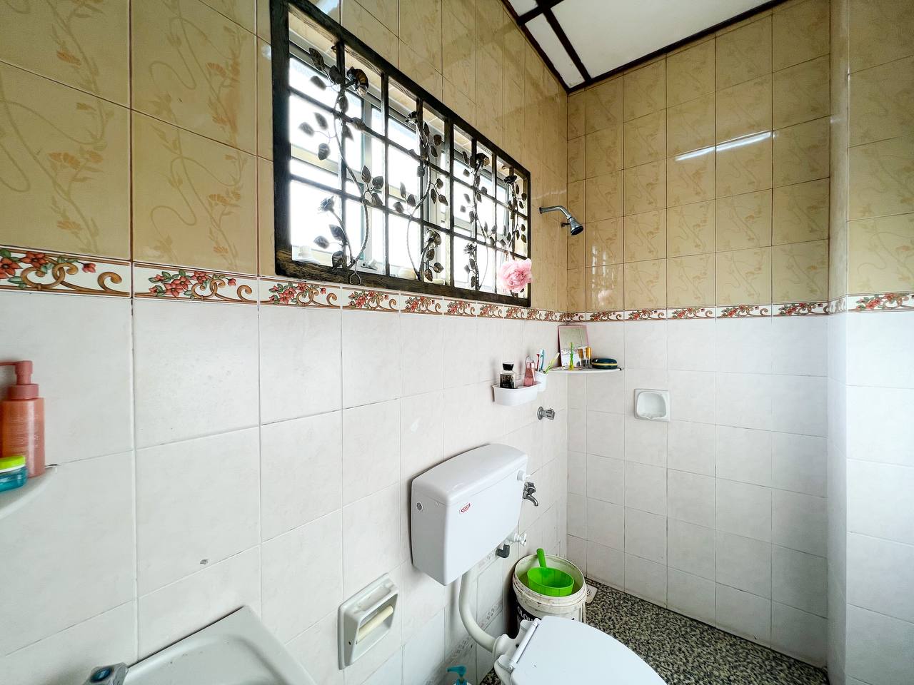 Corner Unit Semi D Bandar Bukit Mahkota - photo 12