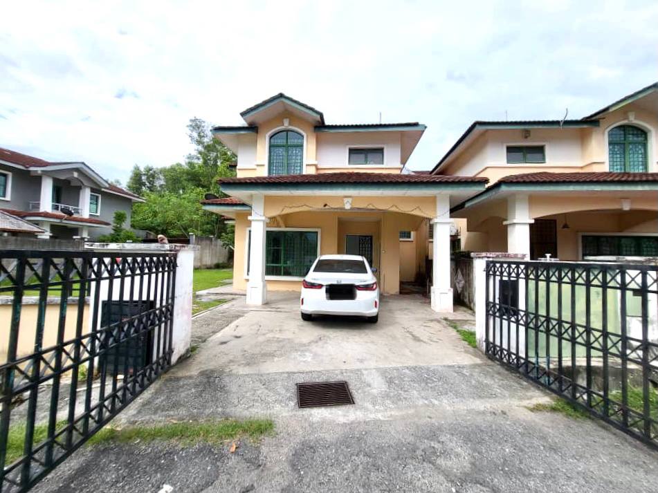 Double Storey Semi D Bandar Tasik Kesuma - photo 2