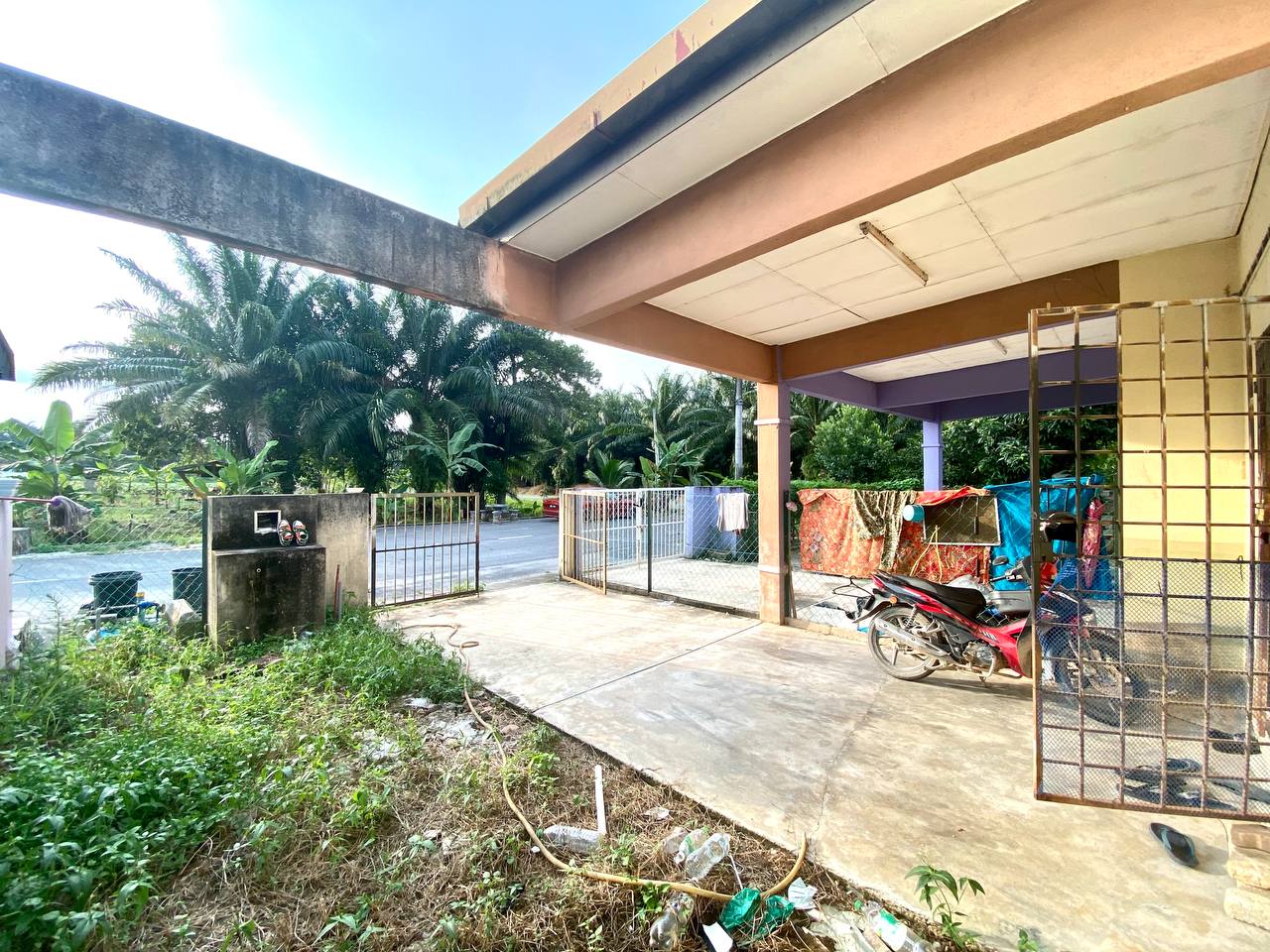 Single Storey Terrace Taman Langat Utama 3 - photo 2
