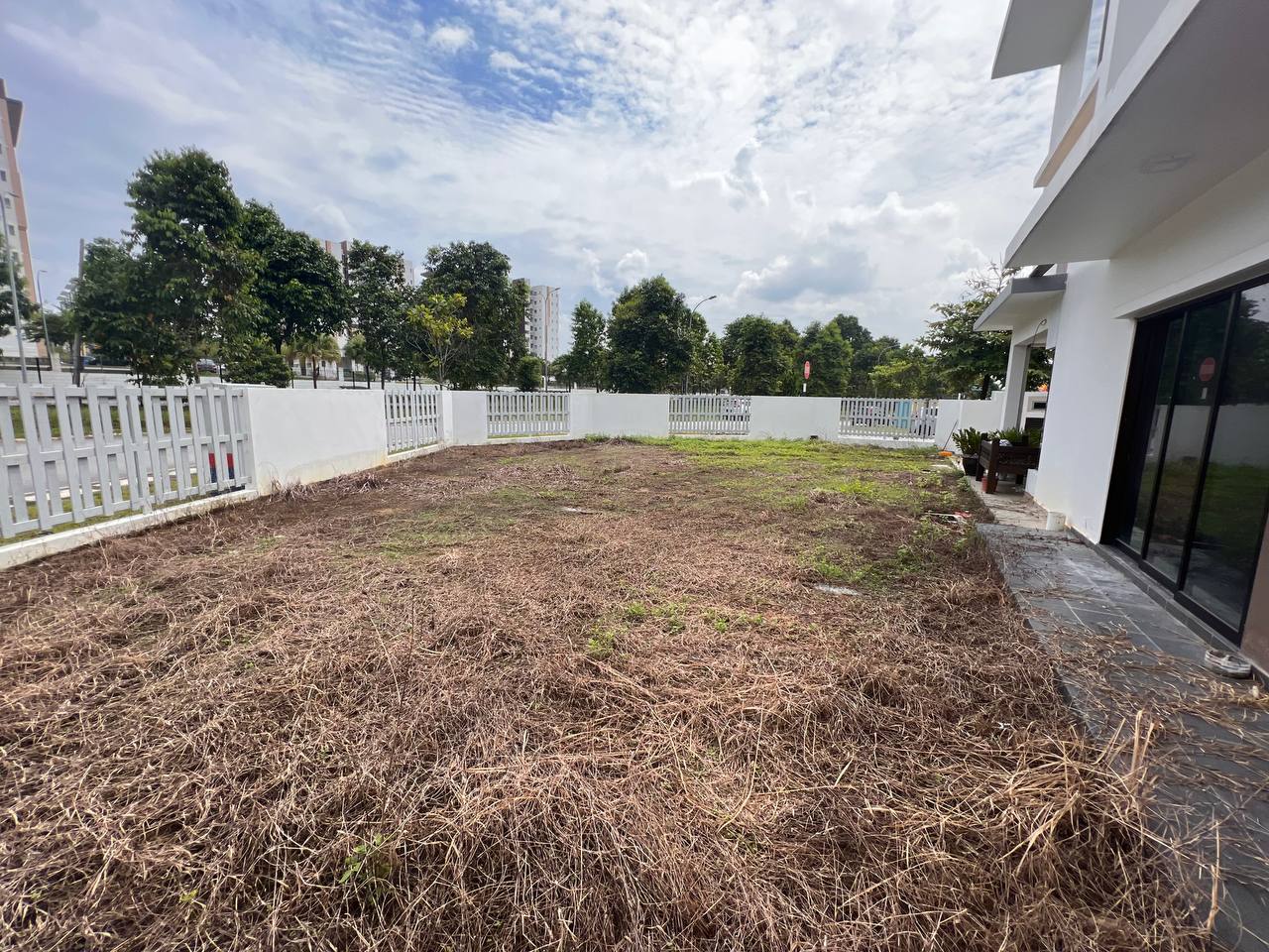 Corner Lot Double Storey Terrace Setia Permai - photo 2