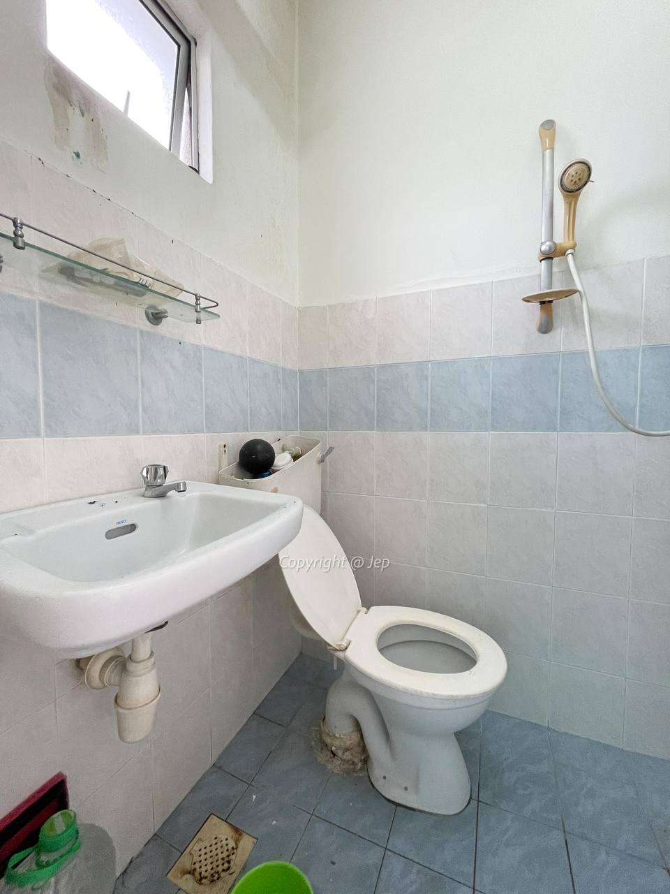Apartment Desaminium Rimba Seri Kembangan - photo 4