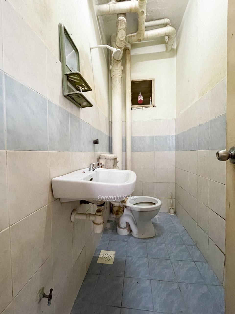 Apartment Desaminium Rimba Seri Kembangan - photo 8