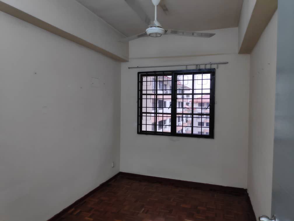 Bayu Tasik 1 Condominium Bandar Sri Permaisuri - photo 2