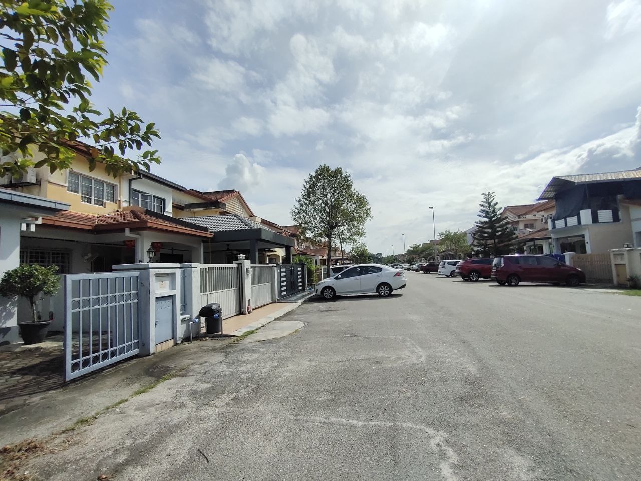 Terrace Jalan Gamelan 7 Bandar Bukit Raja - photo 3