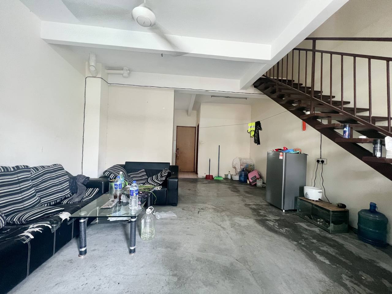 Double Storey Terrace Bandar Springhills Lukut - photo 2