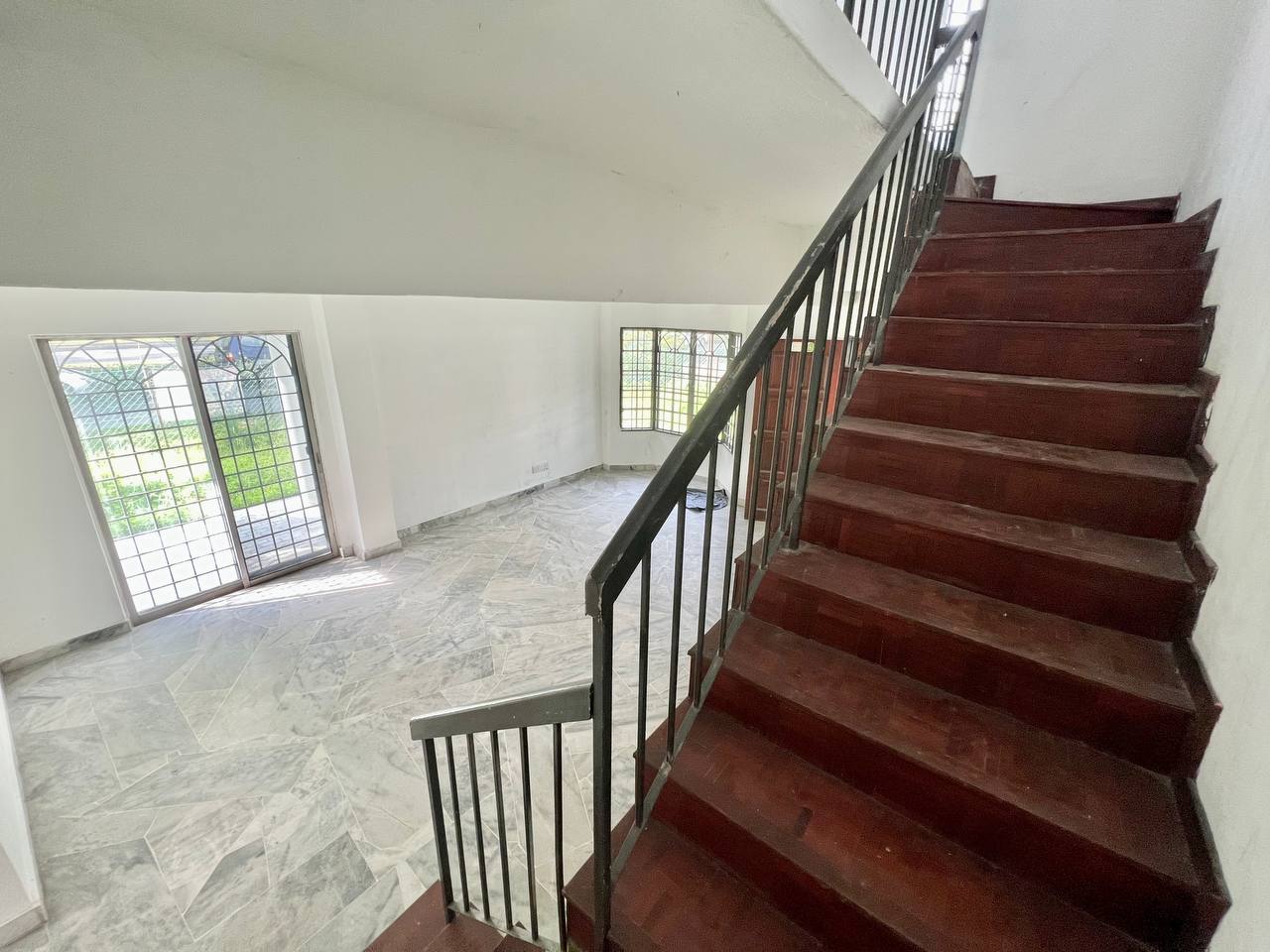 Corner Lot Terarce Taman Subang Permai - photo 6