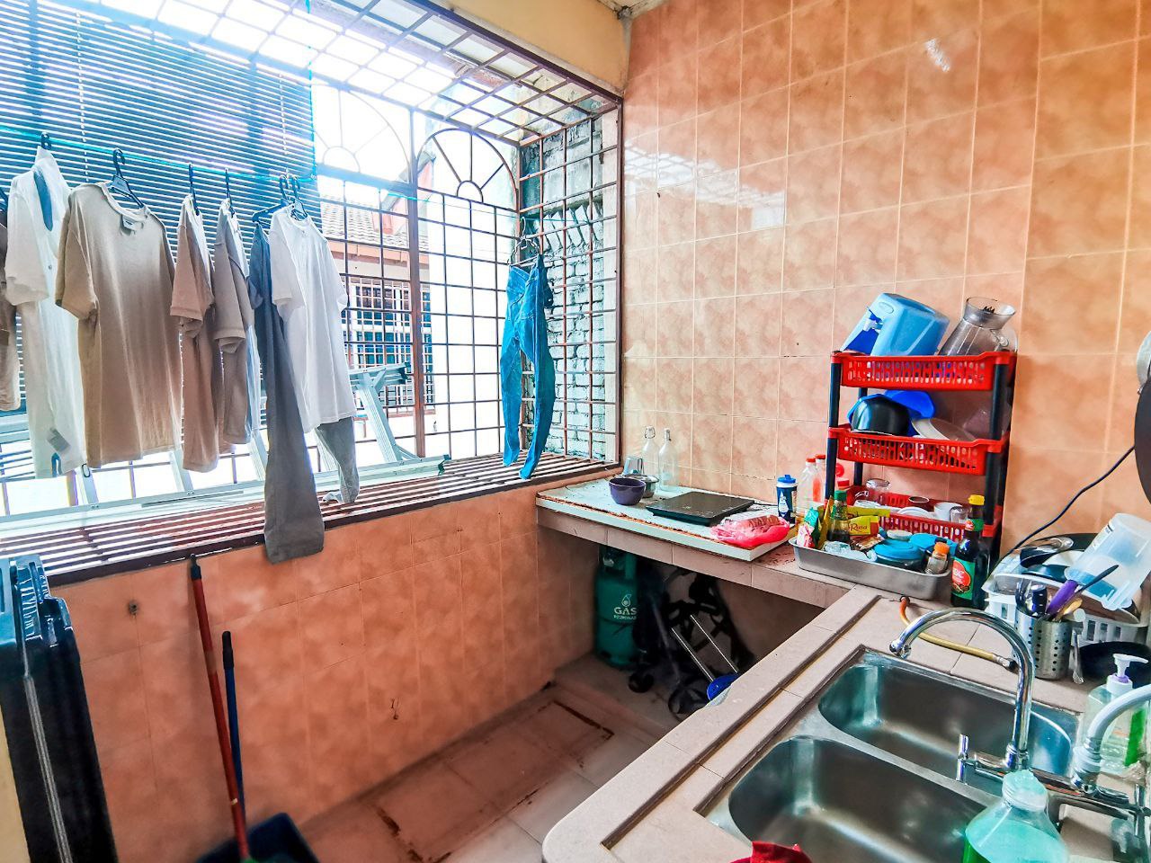 Upper Level Townhouse Puncak Perdana U10 - photo 10