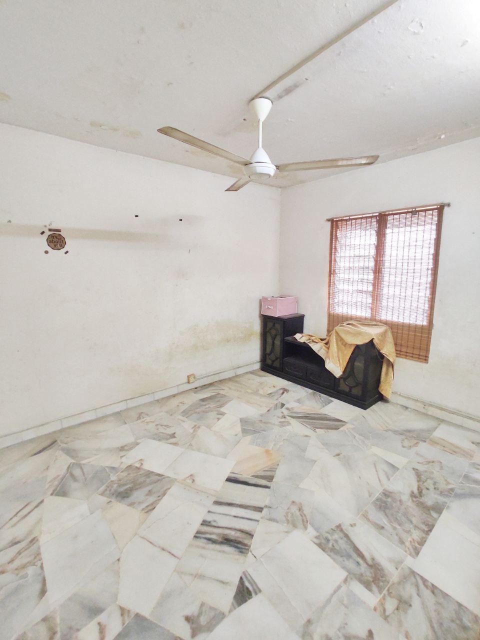 Flat PKNS Block 22 Seksyen 7 Shah Alam - photo 11